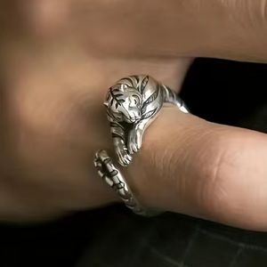 Adjustable Wrap Tiger Ring